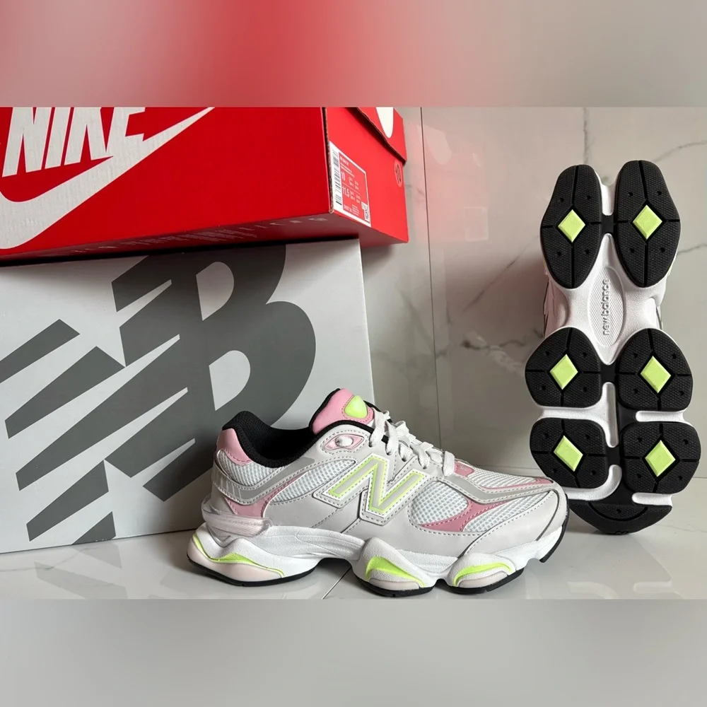 New Balance 9060 💅✨ Pink Taffy Grey Matter U9060BLE Shoes 7 8 8.5 9 NEW - Picture 2 of 16